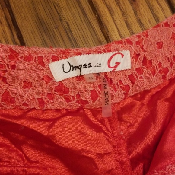 Lace cuffed shorts - Picture 4 of 4